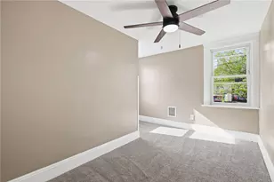 7 W Edison Ave, New Castle, PA 16105 - Photo 13