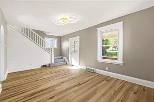 7 W Edison Ave, New Castle, PA 16105 - Photo 5