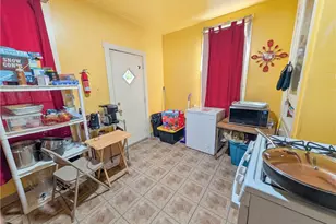 201 Comrie Ave, Braddock, PA 15104 - Photo 9