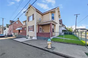 201 Comrie Ave, Braddock, PA 15104 - Photo 17