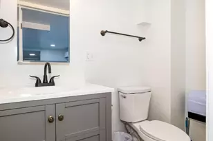 1702 McMinn St, Aliquippa, PA 15001 - Photo 29