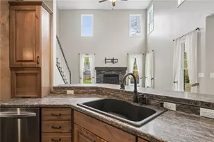 1174 Lauralynn Dr, Unity Township, PA 15650 - Photo 15