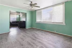 2929 Brevard Ave, Pittsburgh, PA 15227 - Photo 9