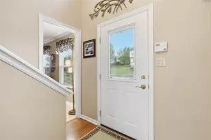 529 Grandshire, Cranberry Township, PA 16066 - Photo 3