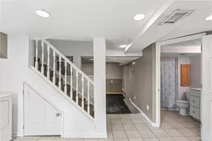2805 Philadelphia Ave, Pittsburgh, PA 15216 - Photo 29