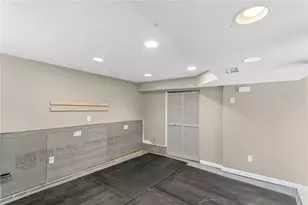 2805 Philadelphia Ave, Pittsburgh, PA 15216 - Photo 35