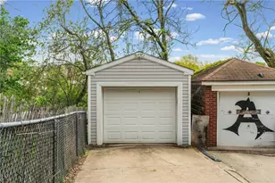 2805 Philadelphia Ave, Pittsburgh, PA 15216 - Photo 43