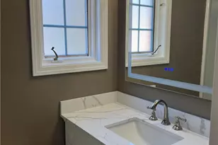 215 Black Oak Dr, Scott Township, PA 15220 - Photo 21
