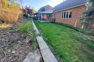 215 Black Oak Dr, Scott Township, PA 15220 - Photo 33