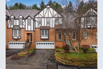 313 Kingsberry Cir, Pittsburgh, PA 15234 - Photo 1