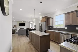 301 Juniper Wy, Peters Township, PA 15317 - Photo 7
