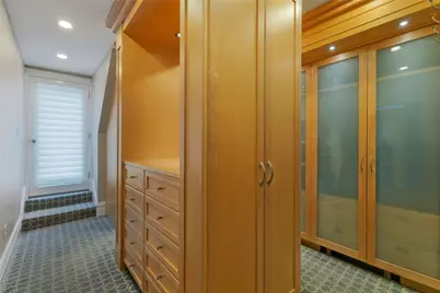719 College St, Pittsburgh, PA 15232 - Photo 11