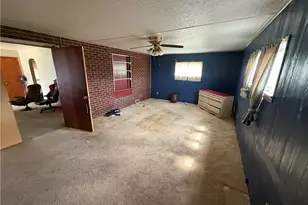 14 Hogsett St, Uniontown, PA 15401 - Photo 5