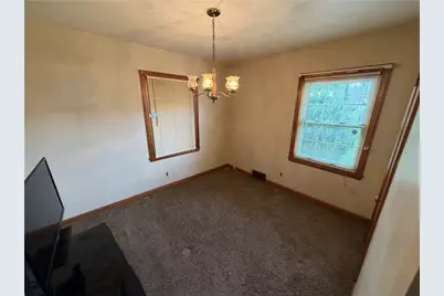 14 Hogsett St, Uniontown, PA 15401 - Photo 9
