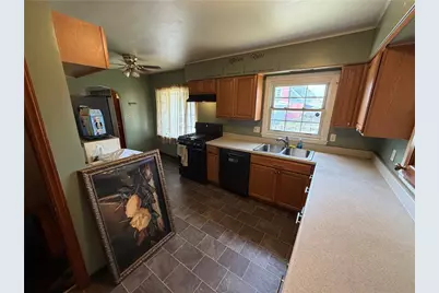 14 Hogsett St, Uniontown, PA 15401 - Photo 13