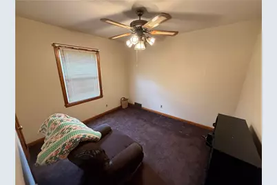 14 Hogsett St, Uniontown, PA 15401 - Photo 7