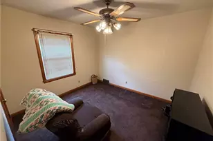 14 Hogsett St, Uniontown, PA 15401 - Photo 7