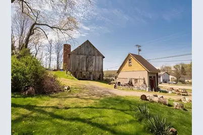333 Perry Highway, Lancaster Township, PA 16037 - Photo 17