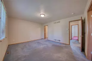 209 Falcon Ridge Dr, New Kensington, PA 15068 - Photo 13