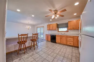 209 Falcon Ridge Dr, New Kensington, PA 15068 - Photo 9