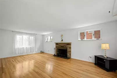 332 Long Dr, Pittsburgh, PA 15241 - Photo 17