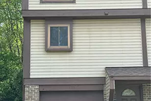 134 Lebeouf Dr, Pittsburgh, PA 15068 - Photo 1