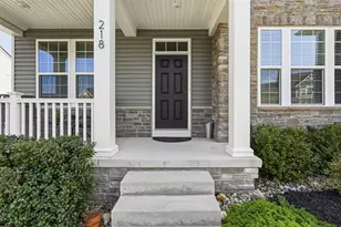 218 Sonni Ln, Robinson Twp, PA 15136 - Photo 3