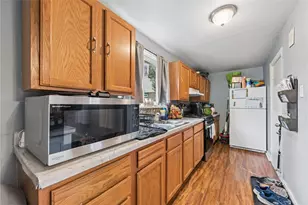 347 Grove St, East McKeesport, PA 15035 - Photo 9