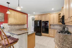 345 Ivy Dr, Pine Township, PA 15044 - Photo 21