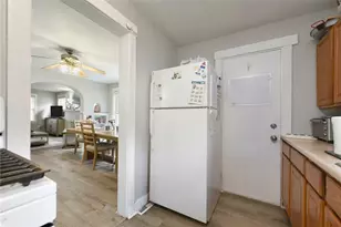 29/ 31 Shady Dr, Pittsburgh, PA 15228 - Photo 11