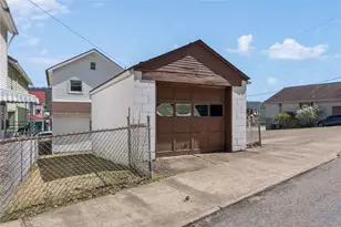 305 Washington Ave, Charleroi Boro, PA 15022 - Photo 19