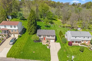 42 Forest Glen Dr, North Fayette, PA 15126 - Photo 3
