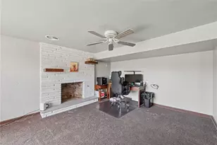 154 Manchester Dr, Irwin, PA 15642 - Photo 5