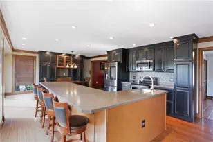 208 Parliament Dr, Moon/Crescent Twp, PA 15108 - Photo 7