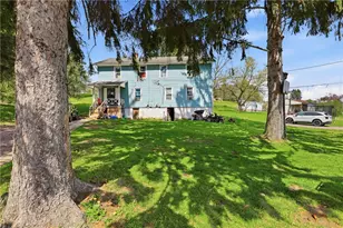 132 Waterloo St, Somerset Township, PA 15541 - Photo 3