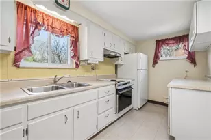 1669 Galeton Dr, Verona, PA 15147 - Photo 11