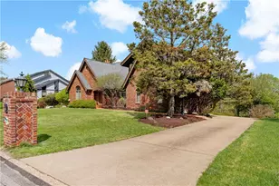 115 Stettler Dr, Jefferson Hills, PA 15025 - Photo 3