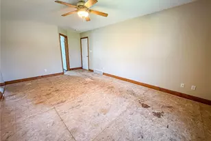 213 Seminole Trail, Center Township, PA 16001 - Photo 27