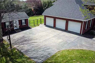 213 Seminole Trail, Center Township, PA 16001 - Photo 3