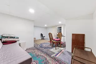 3373 Parkview Ave, Pittsburgh, PA 15213 - Photo 17