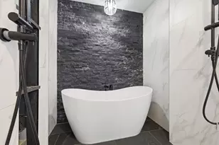 616 Snyder St, Conway, PA 15027 - Photo 25