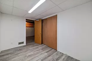 6577 Rosemoor St, Pittsburgh, PA 15217 - Photo 39