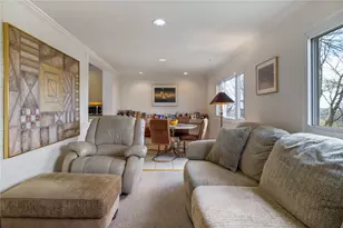 6577 Rosemoor St, Pittsburgh, PA 15217 - Photo 13