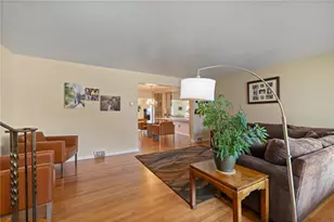 6577 Rosemoor St, Pittsburgh, PA 15217 - Photo 5