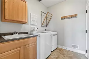 104 Dalliance Ct, Cranberry Township, PA 16066 - Photo 21