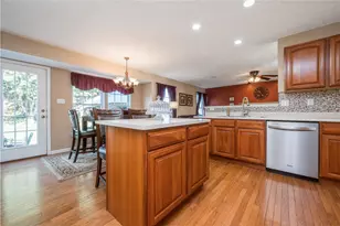 120 Walnut Cir, Elizabeth Twp/Boro, PA 15037 - Photo 9