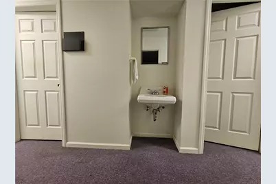 1637 N Main Street Ext, Center Township, PA 16001 - Photo 19