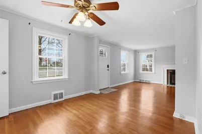 2012 Pleasant St, Bethel Park, PA 15102 - Photo 7