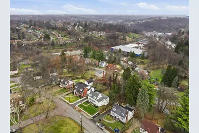 2012 Pleasant St, Bethel Park, PA 15102 - Photo 37
