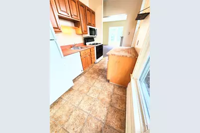 613 Ivy St #1, Pittsburgh, PA 15232 - Photo 3